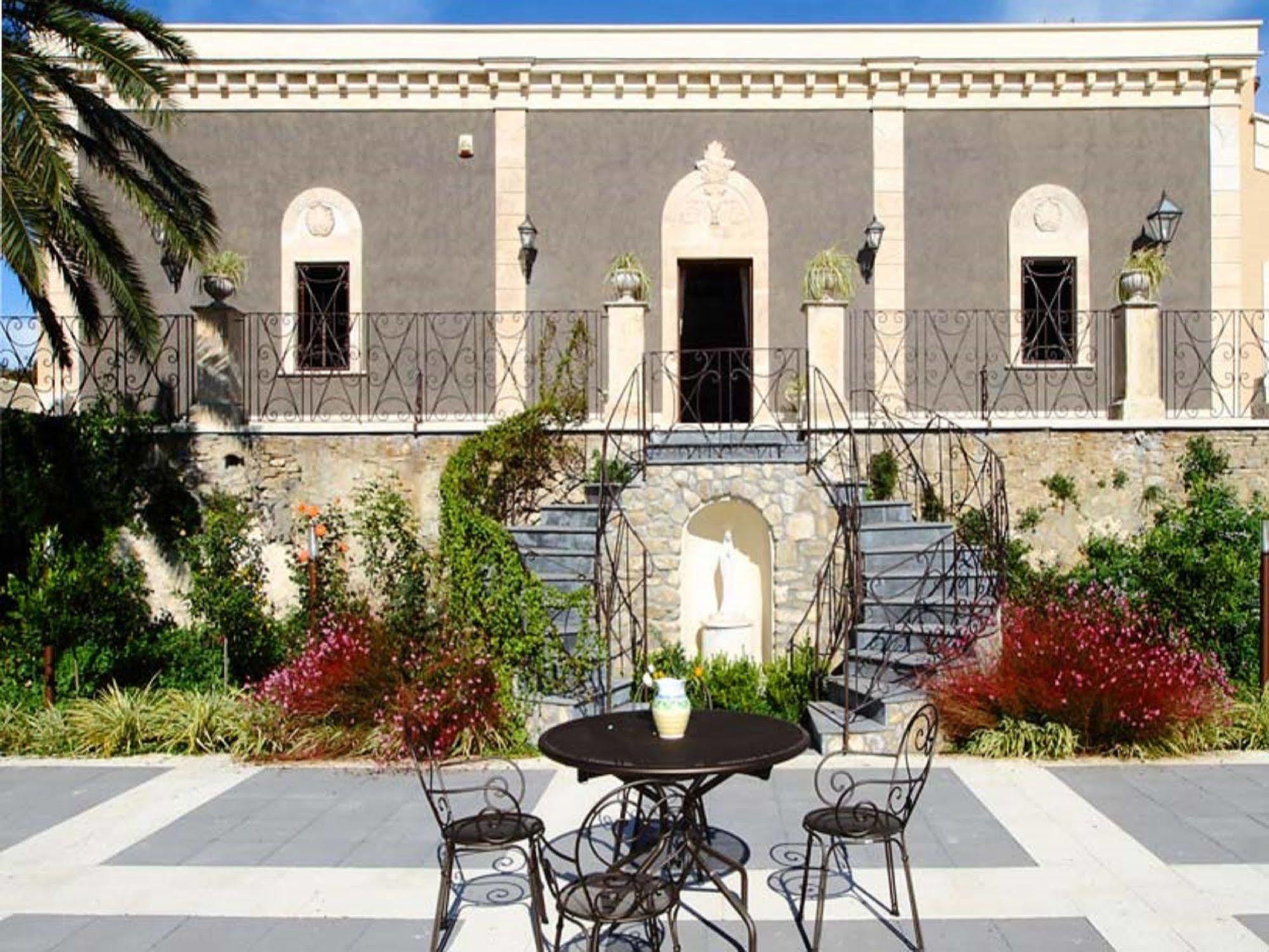 Vecchia Dimora Resort Centuripe Eksteriør bilde