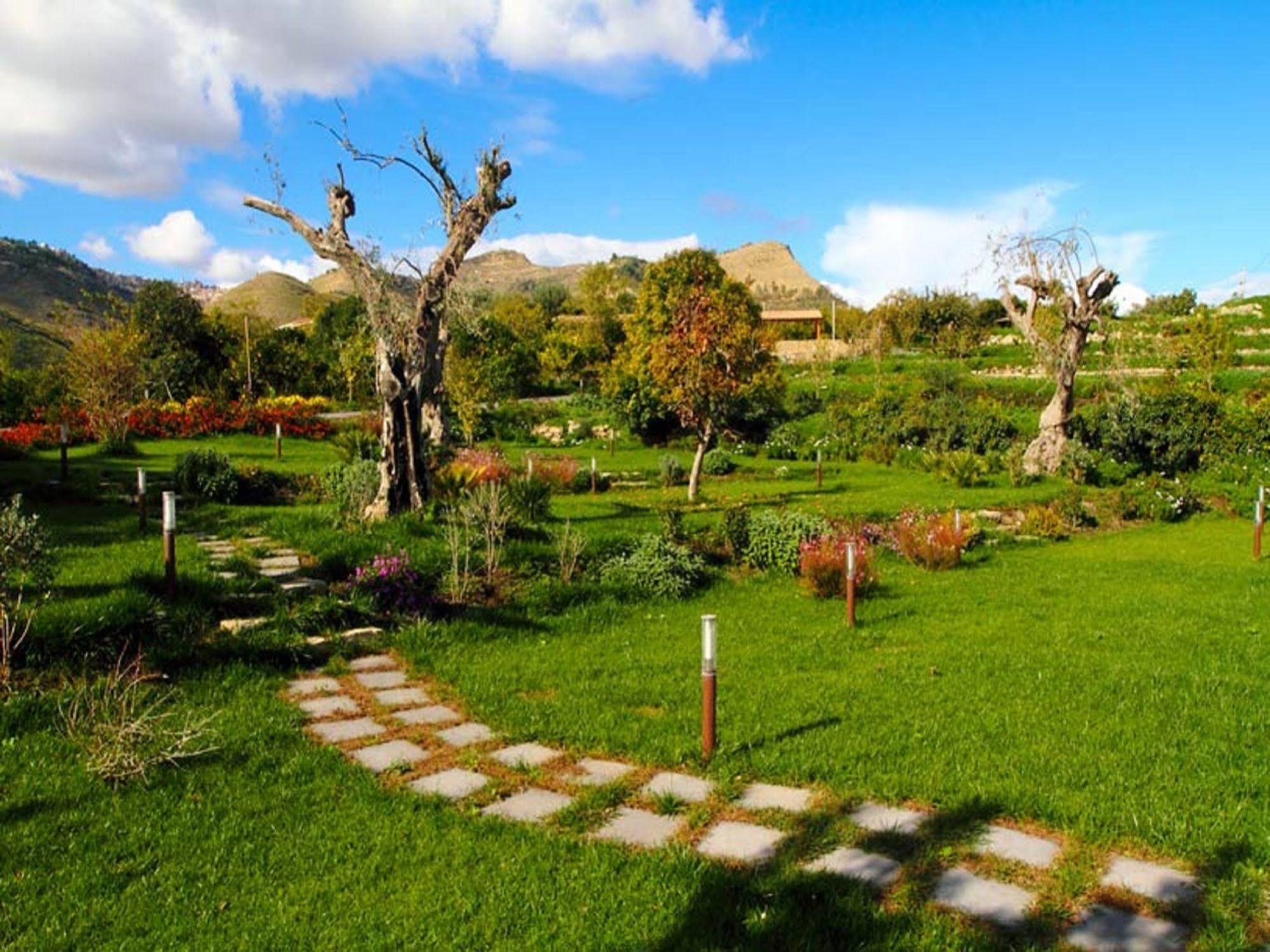 Vecchia Dimora Resort Centuripe Eksteriør bilde
